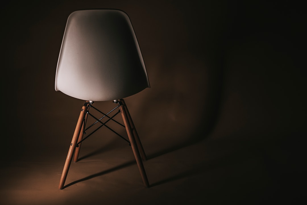 Photo Industrial-Style Table Lamp