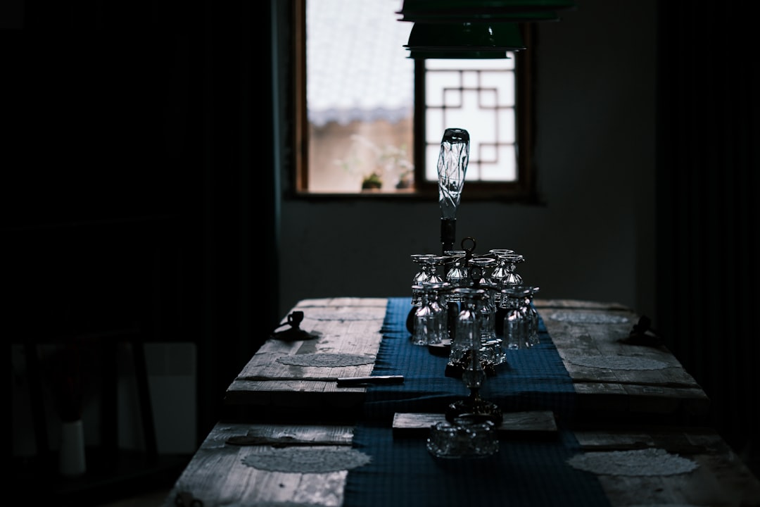 Photo frosted glass table lamp