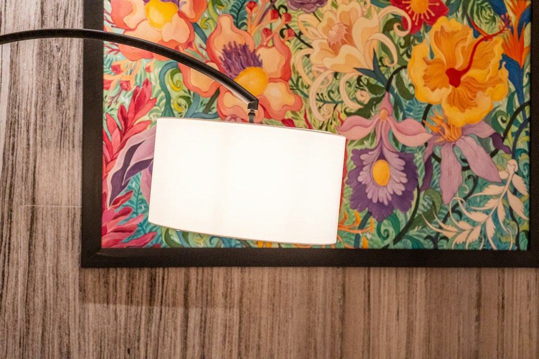 Photo sculptural desk lamp eye care gallery wall